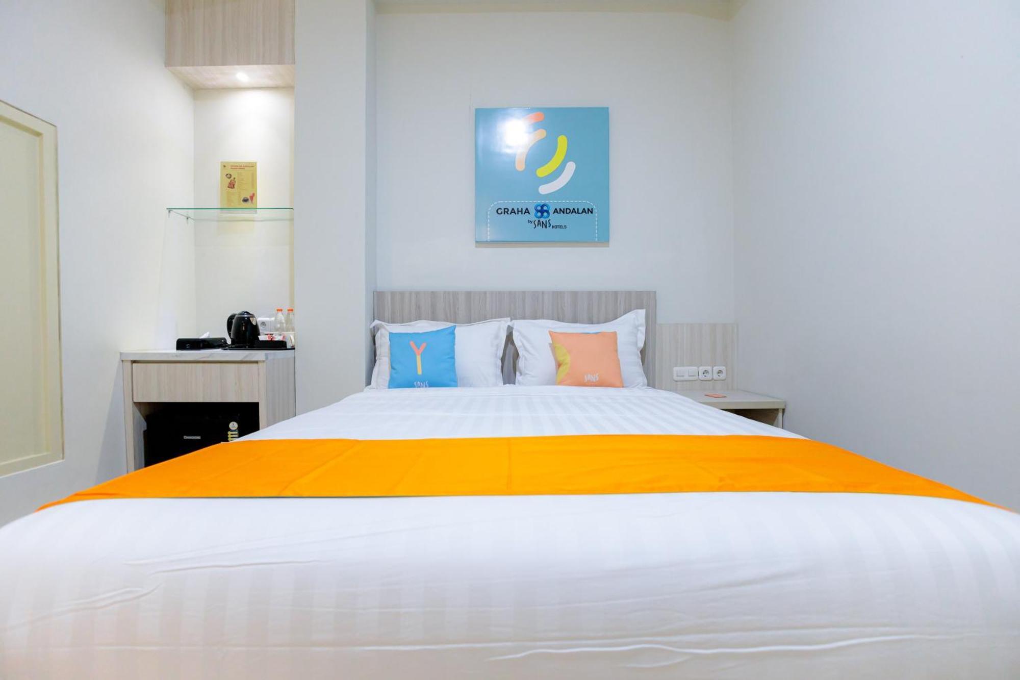 Sans Hotel 88 Andalan Surabaya By Reddoorz Extérieur photo