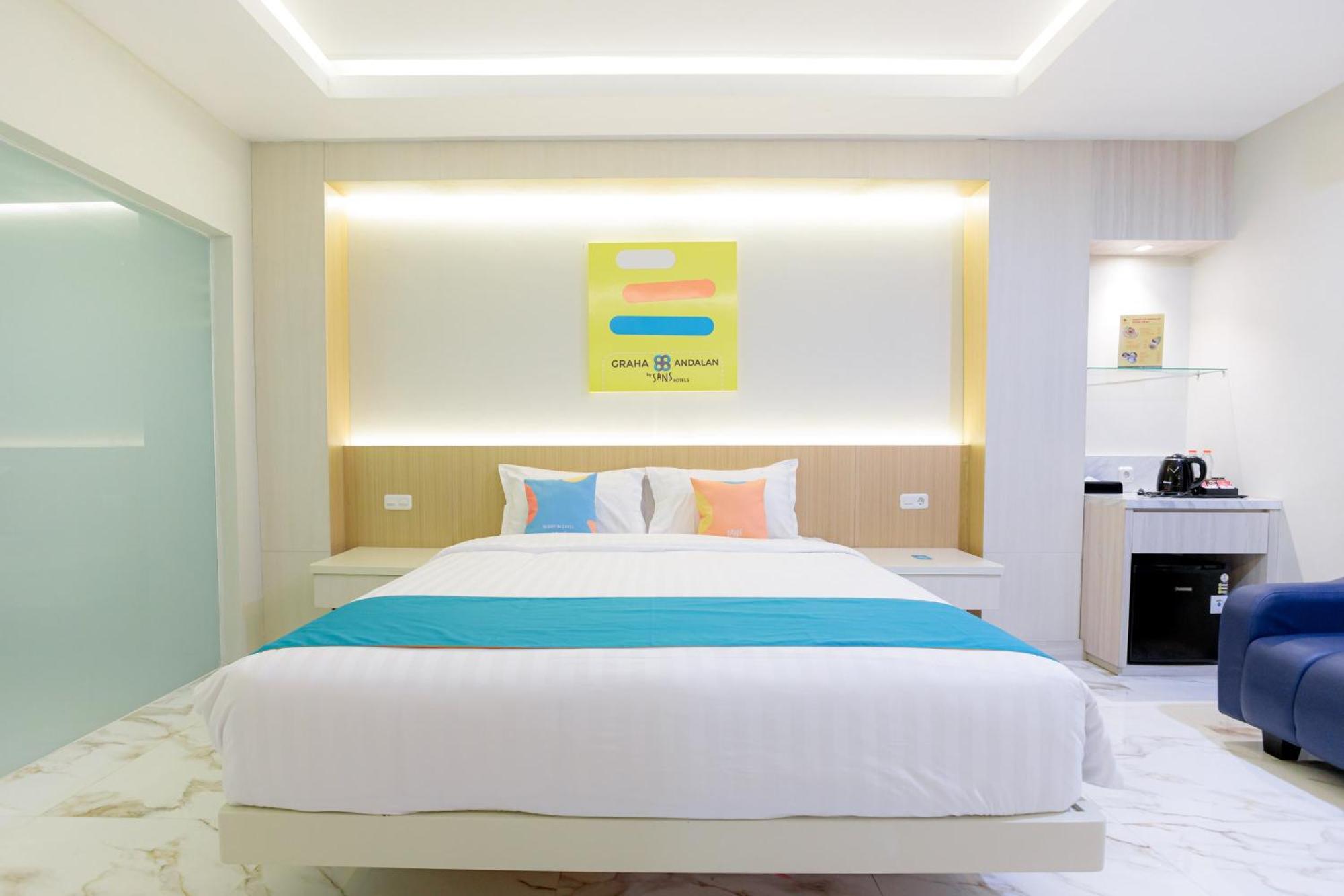 Sans Hotel 88 Andalan Surabaya By Reddoorz Extérieur photo